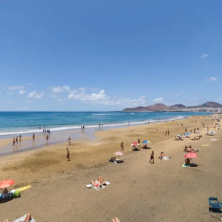 In Palmas Near Playa De Canteras